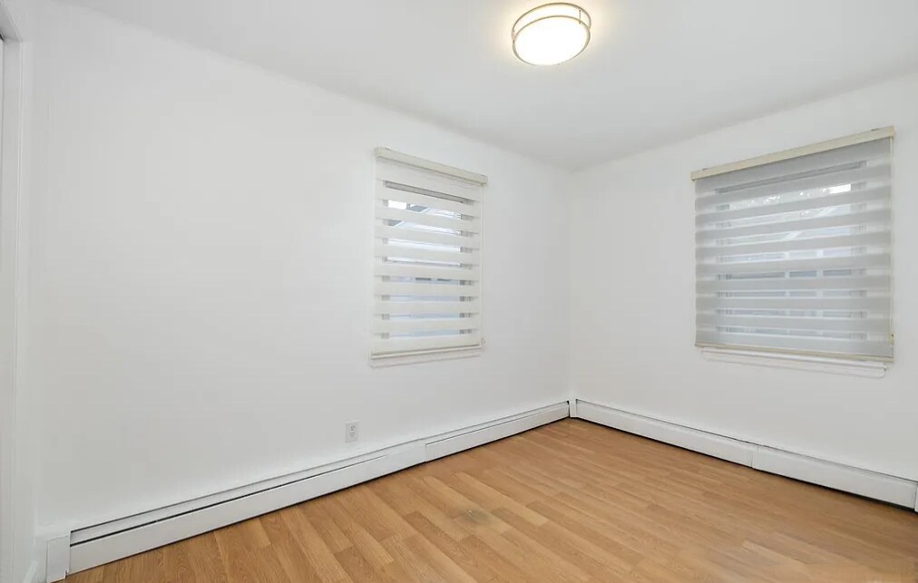 Building Photo - 185 Plainfield Ave