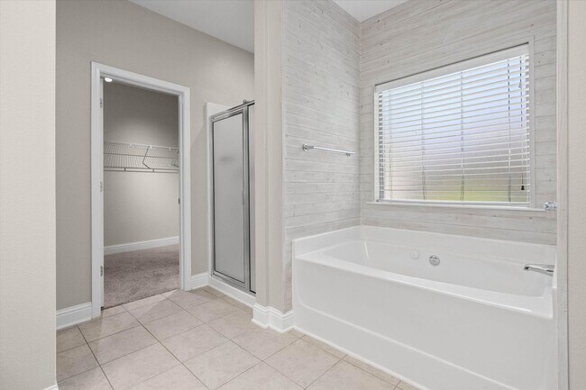 Building Photo - 23904 Tullamore Dr