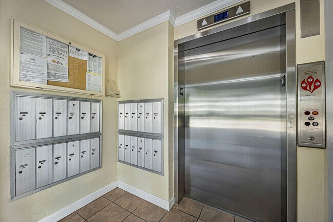 Building Photo - 3630 Whitehall Dr