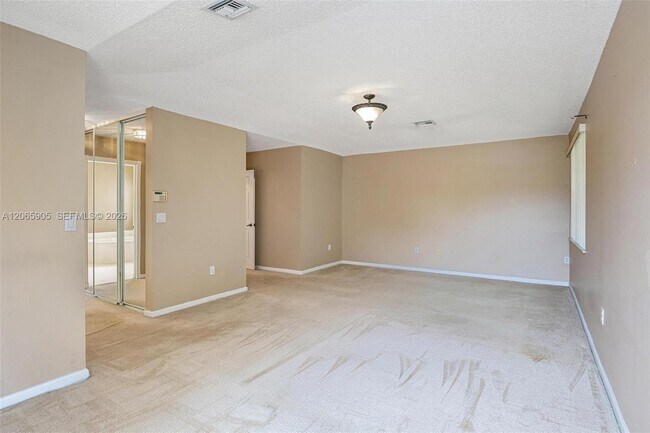 Building Photo - 2138 Chagall Cir