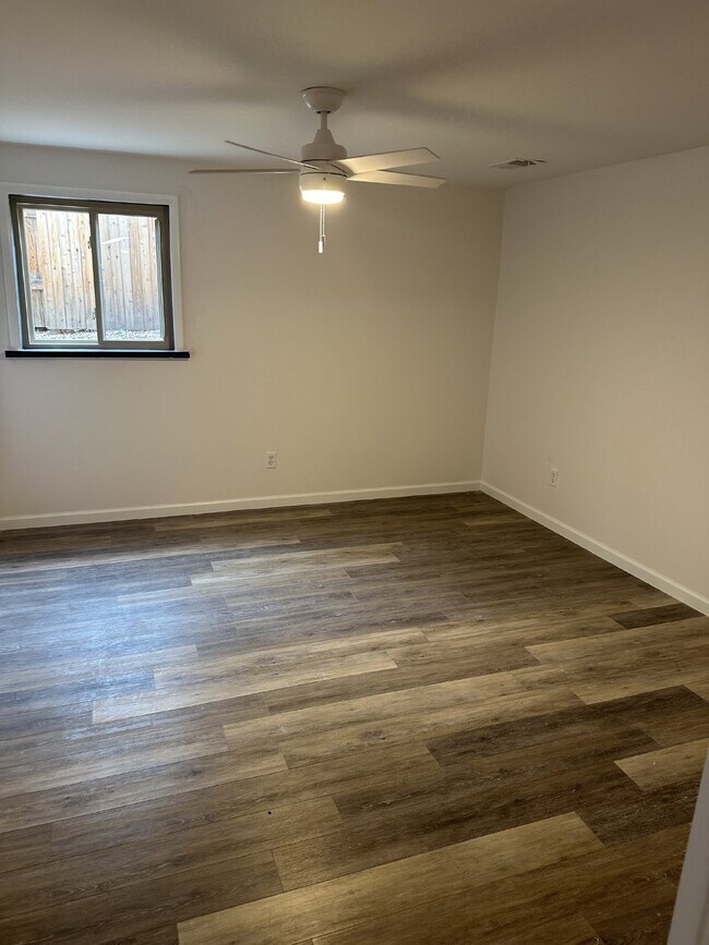 Building Photo - Cute Castle Rock Home