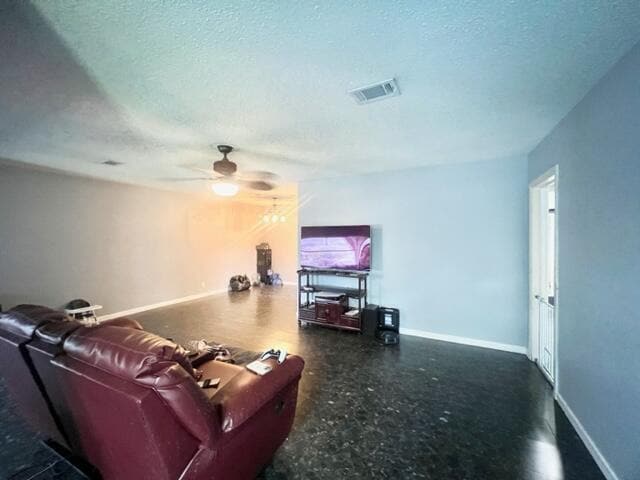 Building Photo - 333 Edge Ave