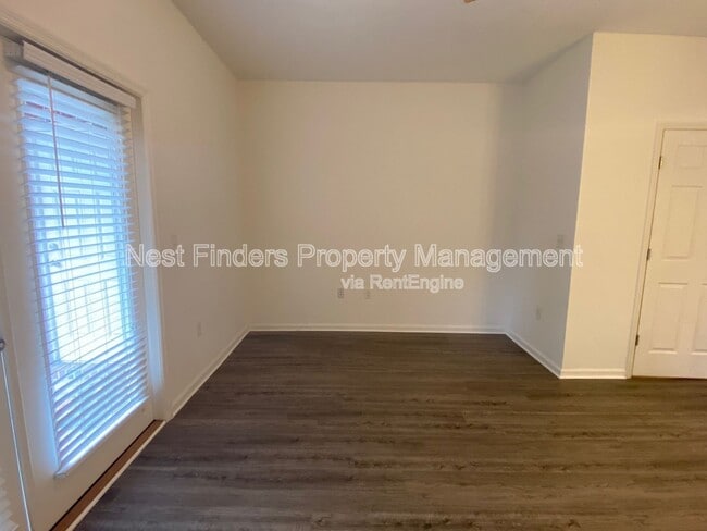 Building Photo - 1524 Fieldview Dr