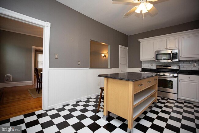 Building Photo - 4079 Manayunk Ave