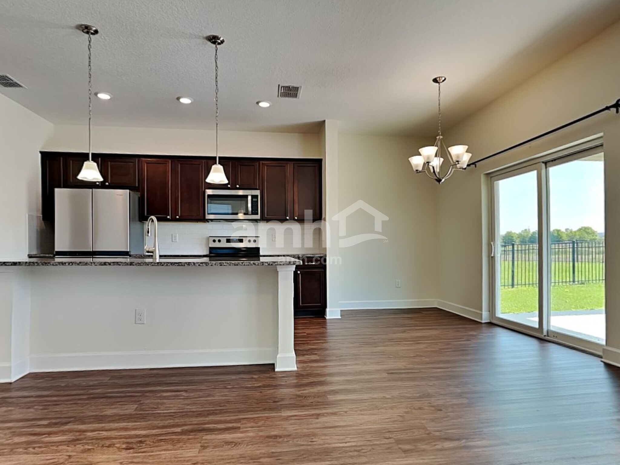 Building Photo - 1005 Walden Pond Dr
