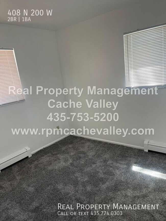 Building Photo - 408 N 200 W