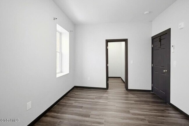 Building Photo - 1368 Central Ave