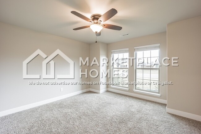 Building Photo - 531 Arkansas Black