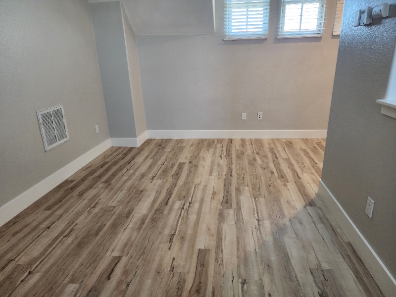Building Photo - 1117 Baywood Ln