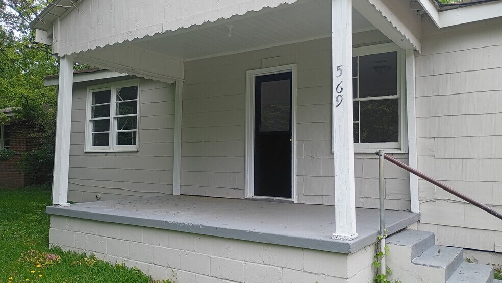 Building Photo - 569 Grenada Terrace