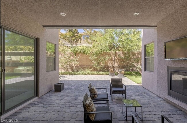 Building Photo - 47 Pristine Glen St