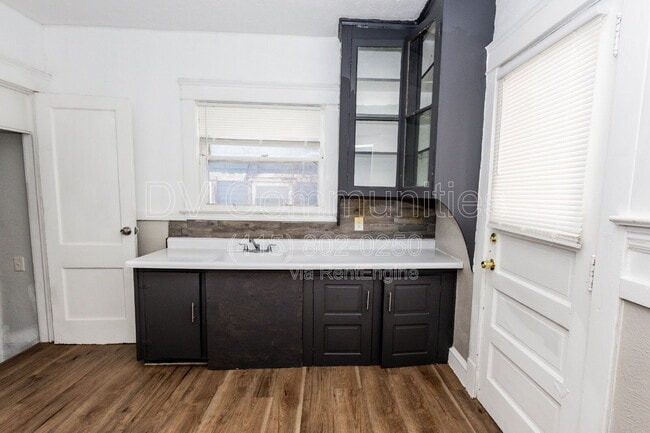 Building Photo - 3390 E 135th St