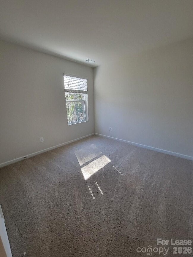Building Photo - 6941 Calton Ln
