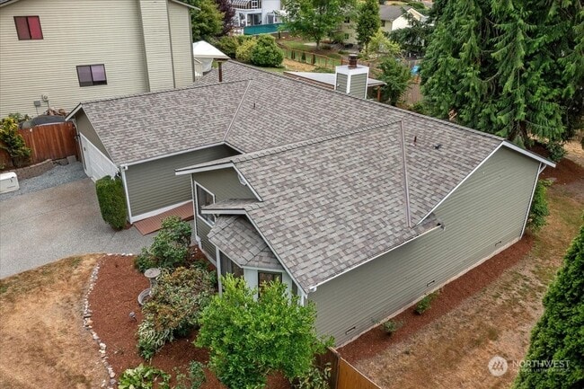 Building Photo - 18520 23rd Dr SE