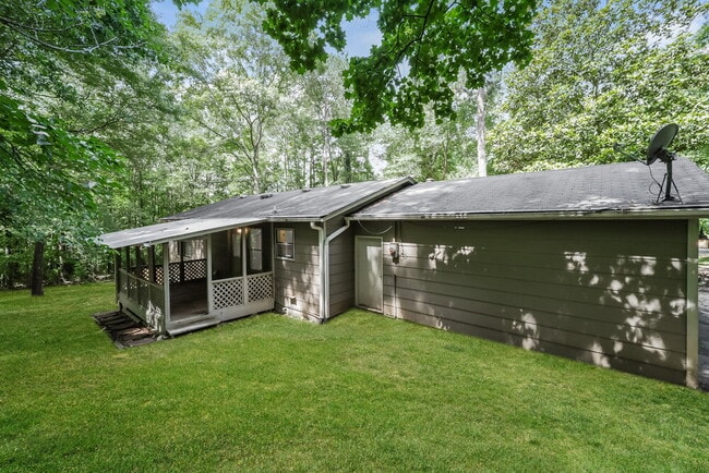 Building Photo - 7970 Norris Lake Rd