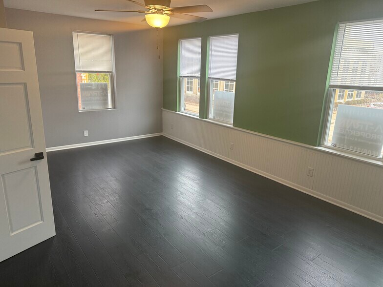 Building Photo - 524 E Grand Ave