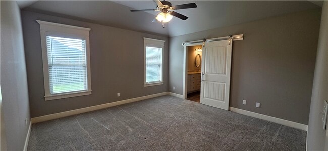 Building Photo - 1718 Charismatic Dr