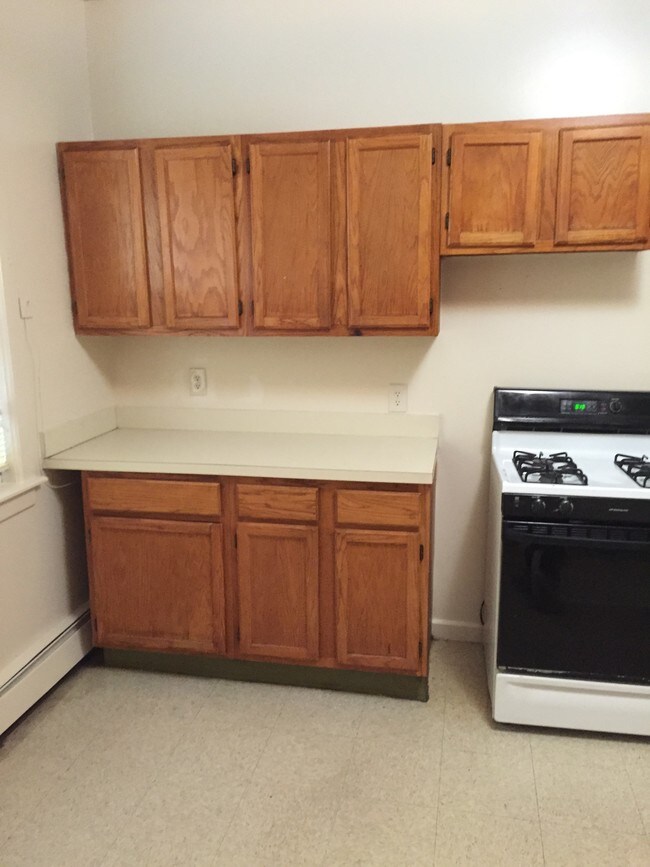 Building Photo - SBM 425 LLC