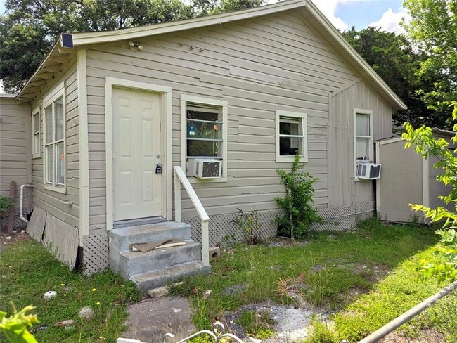 Building Photo - 2204 State Hwy 3