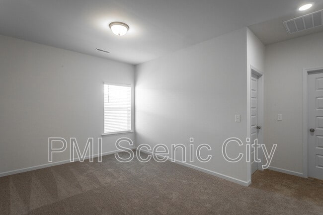 Building Photo - 8836 Meadowvale Ct