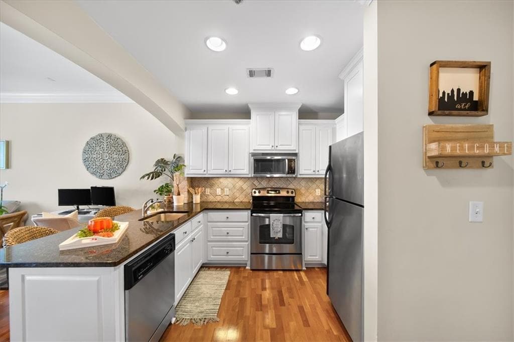 Building Photo - 2277 Peachtree Rd NE