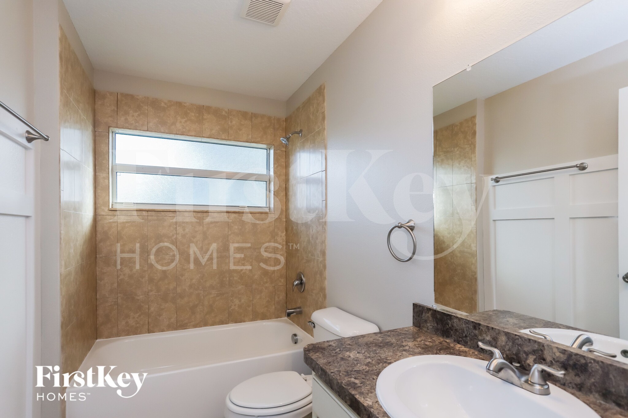 Building Photo - 1860 Kim Acres Ln