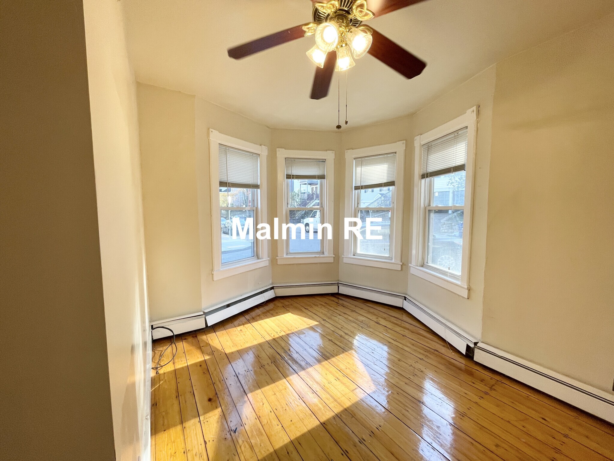 Building Photo - 19 Sachem St