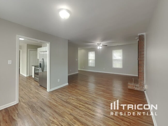 Building Photo - 9709 Manus Ct