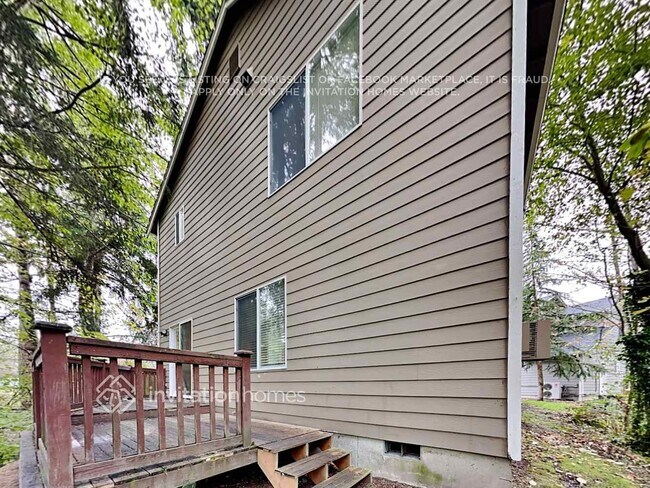 Building Photo - 12714 159th St E