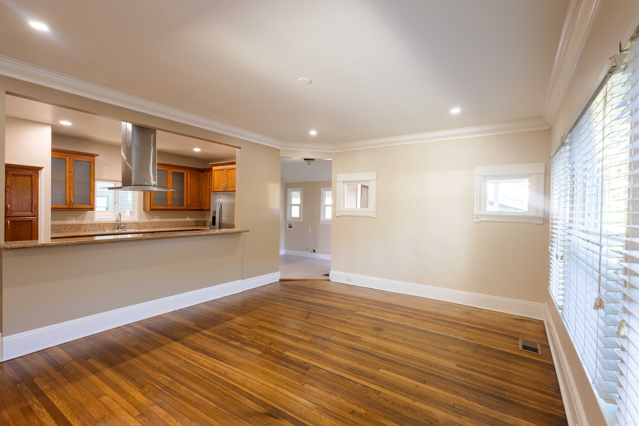Building Photo - 4210 Halldale Ave