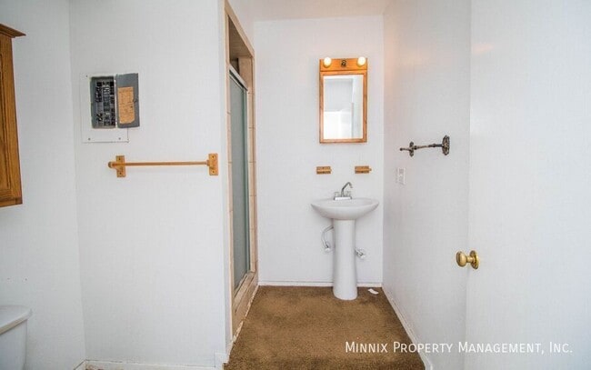 Building Photo - 1906 N Pecos St