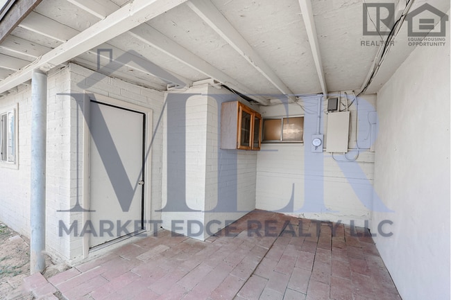 Building Photo - 5Bed/2Bath House at 35th Ave/Cactus! Ready for Immediate Move-In! -- NO HOA!