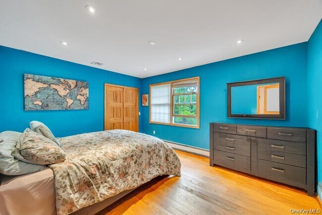 Building Photo - 4 2nd St