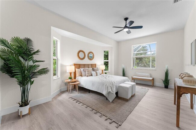 Building Photo - 2503 Dumont Ln