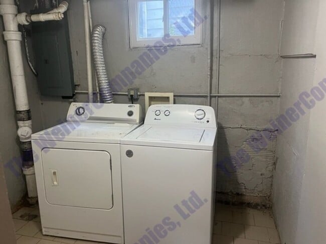 Building Photo - Available August 21st 2026!