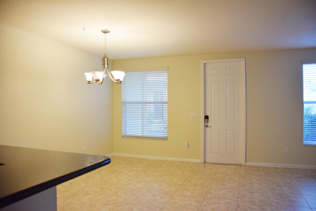 Building Photo - 4536 Monarch Way