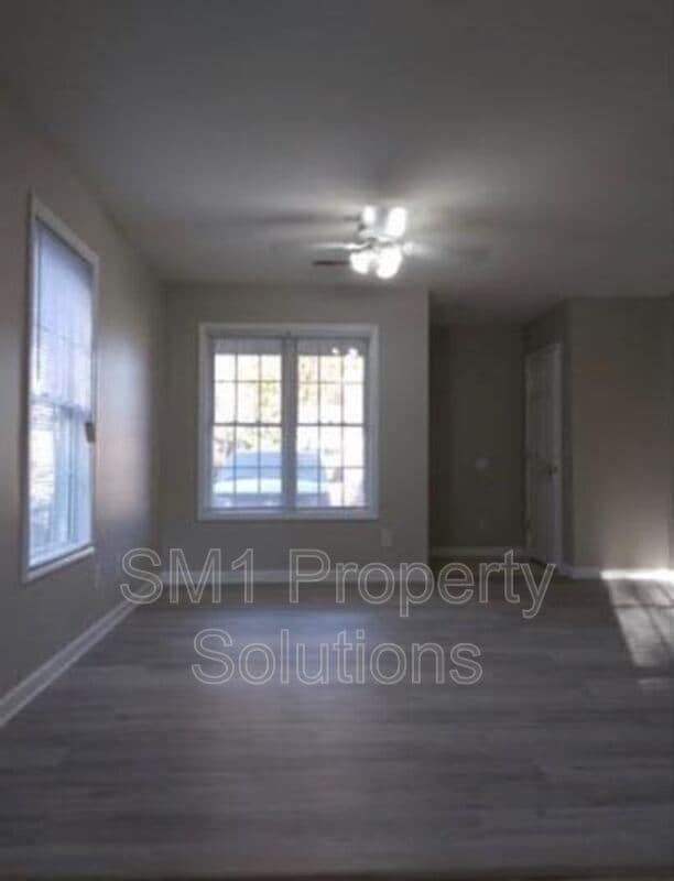 Building Photo - 115 Thomas St