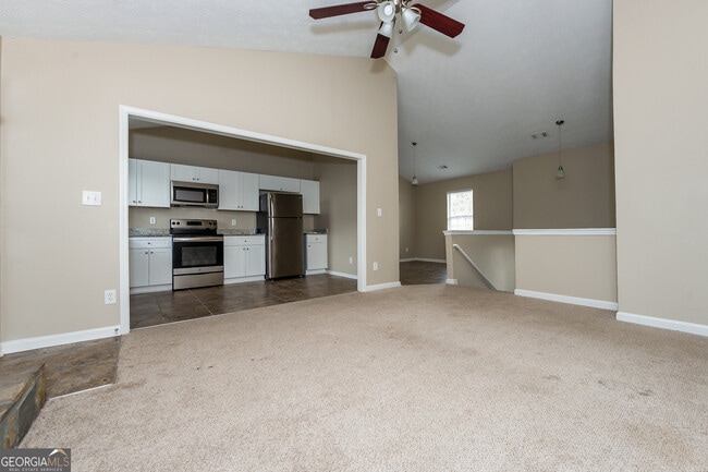 Building Photo - 219 Wagon Wheel Dr