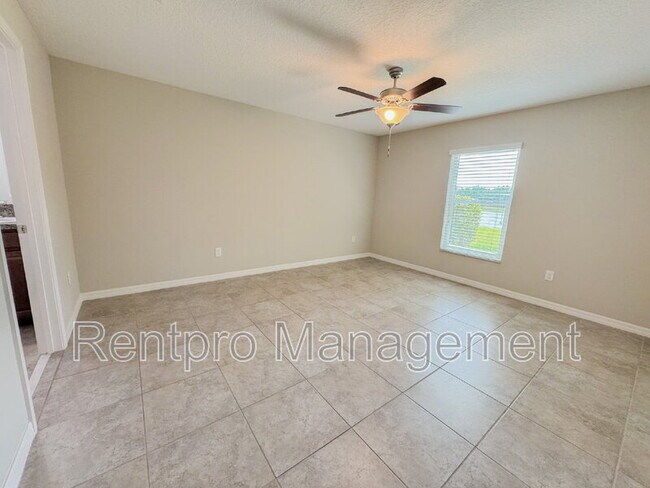 Building Photo - 17132 White Mangrove Dr