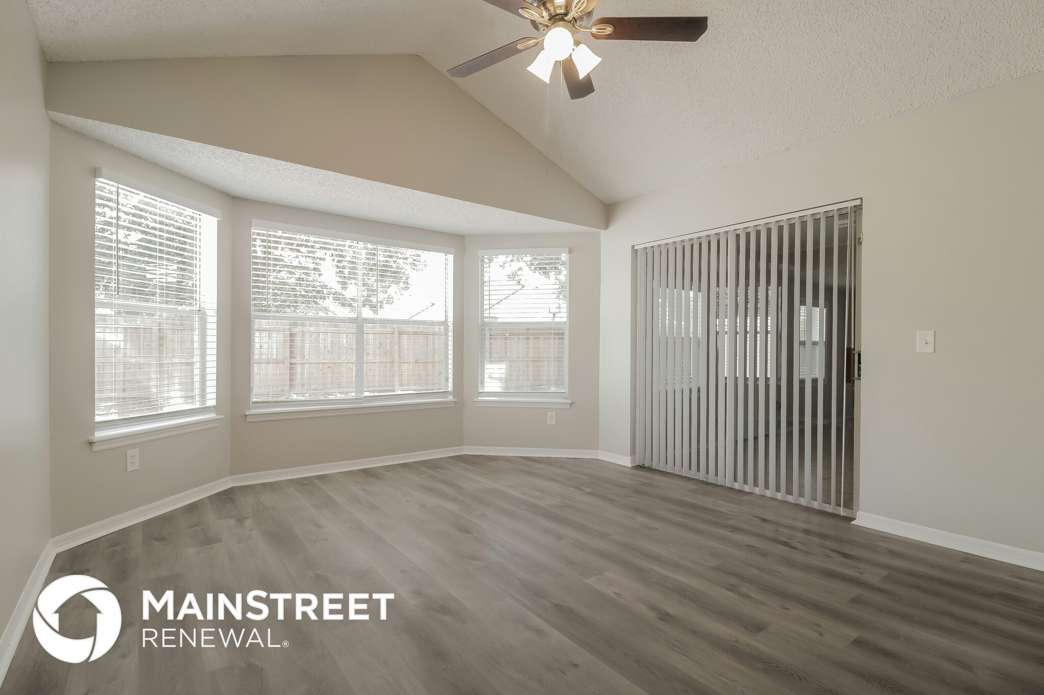 Building Photo - 1318 Abberton Dr