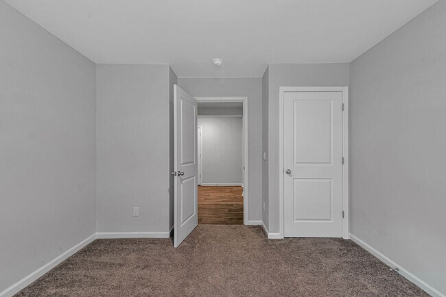 Building Photo - 419 Turp Landing Ln