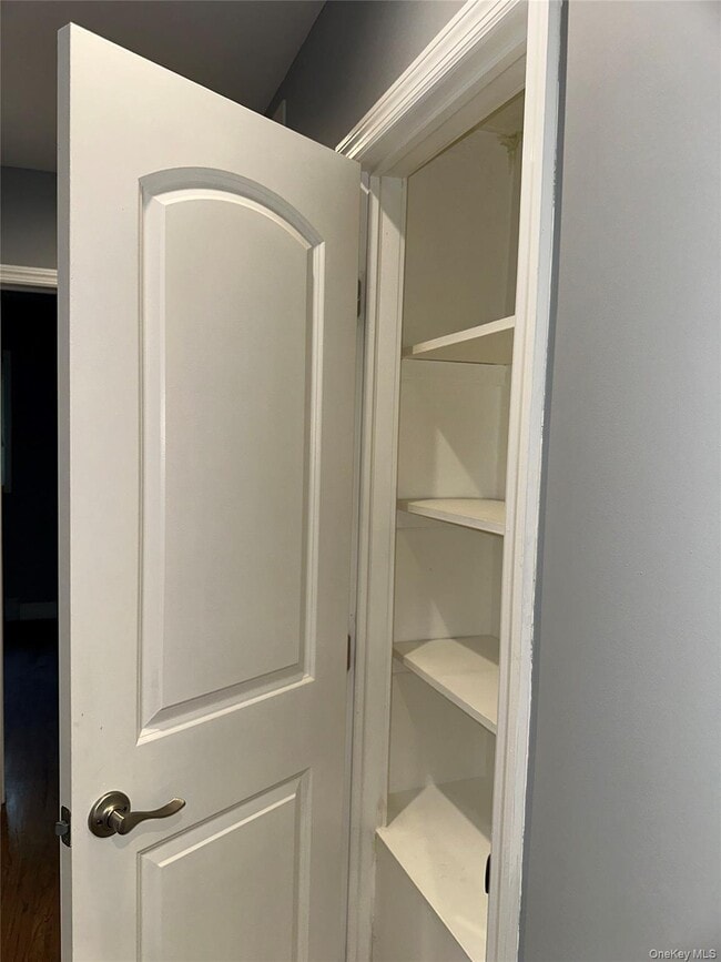 Building Photo - 280 Terry Rd