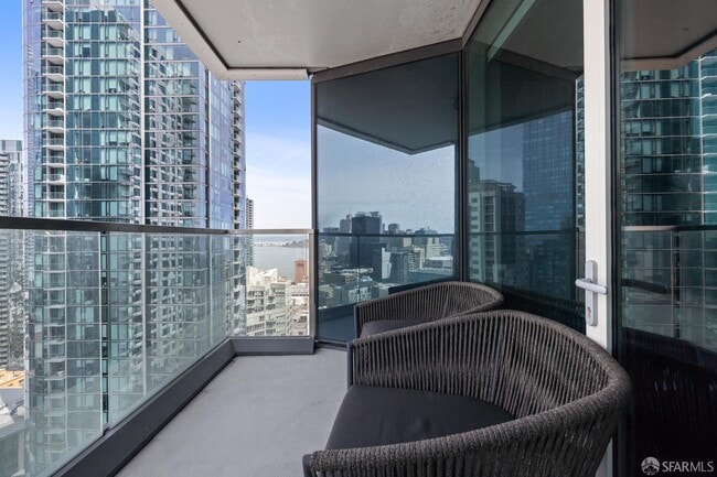 Building Photo - 401 Harrison St