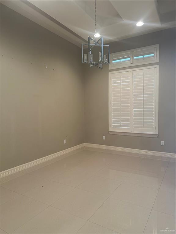 Building Photo - 25 Grand Canal Dr