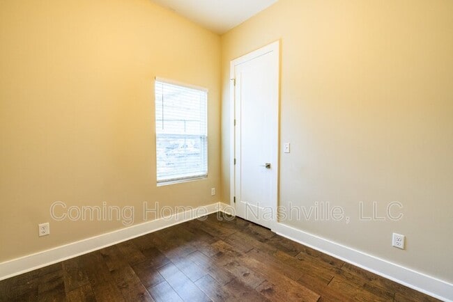 Building Photo - 1719 Pecan St