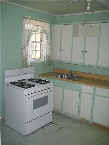 Building Photo - 2 Bedroom 1 Bathroom house in Spartanburg