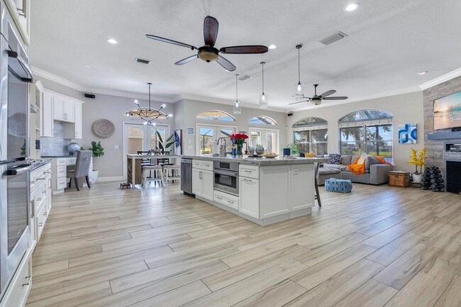 Building Photo - 16545 Majestic Ct