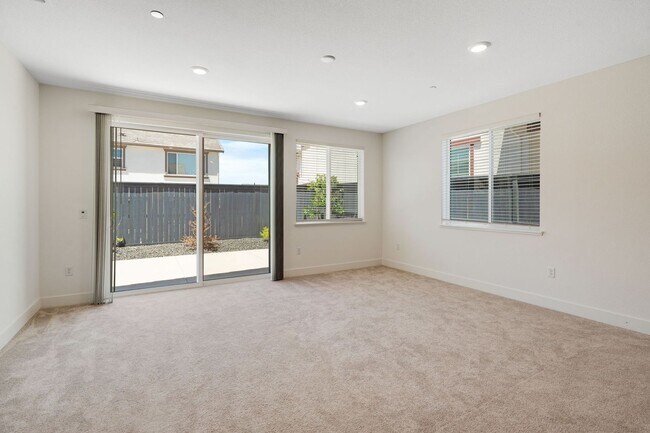 Building Photo - 2024-Built Sacramento Home with Modern Finishes & Private Backyard!