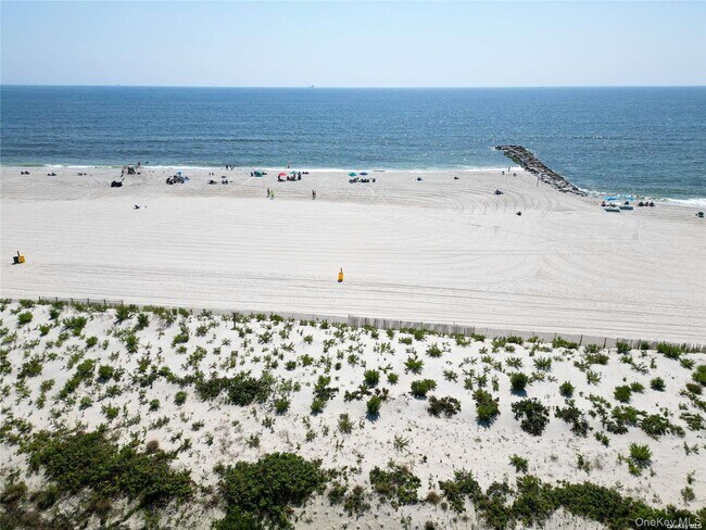 Building Photo - 1051 Oceanfront