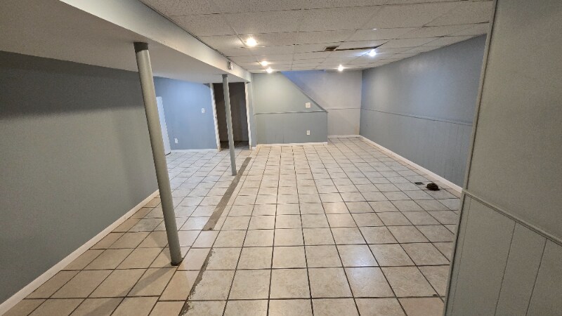 Building Photo - 30994 Dover St